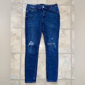 Old Navy Mid-Rise Rockstar Super Skinny Dark Wash Distressed Knees SIZE 10